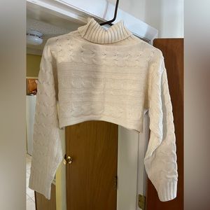 Cropped Oversized neck Sweater